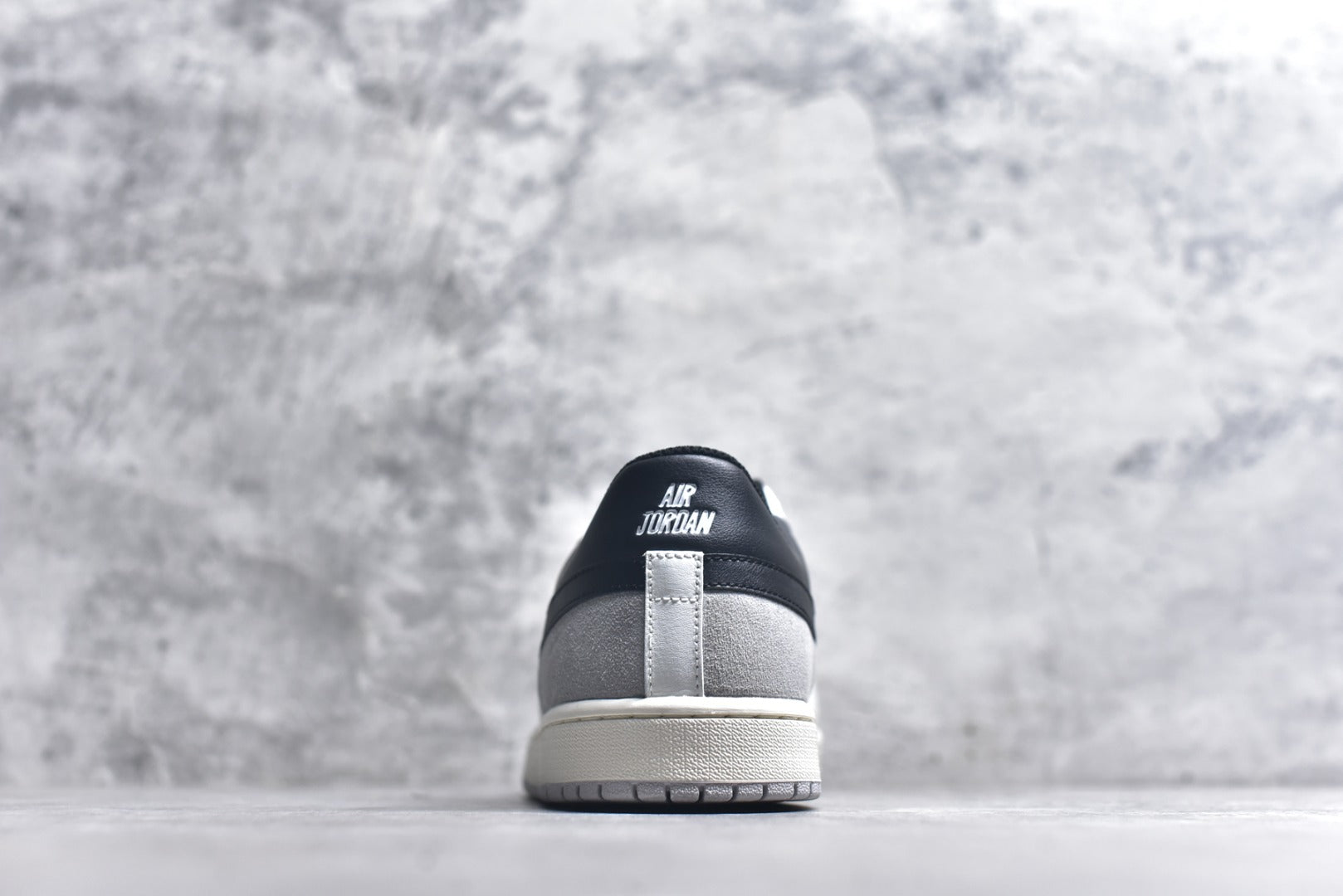 Air Jordan 1 Low AJ1 Sneakers | Men's & Women's