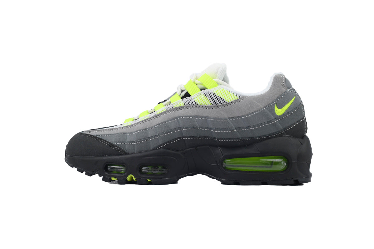 Nike Air Max 95 – Classic Sneakers