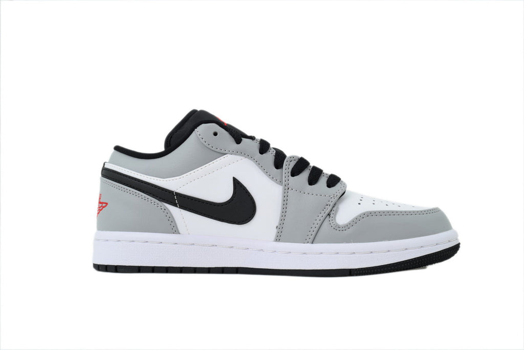 Nike Air Jordan 1 Retro Low Low-Top Sneakers