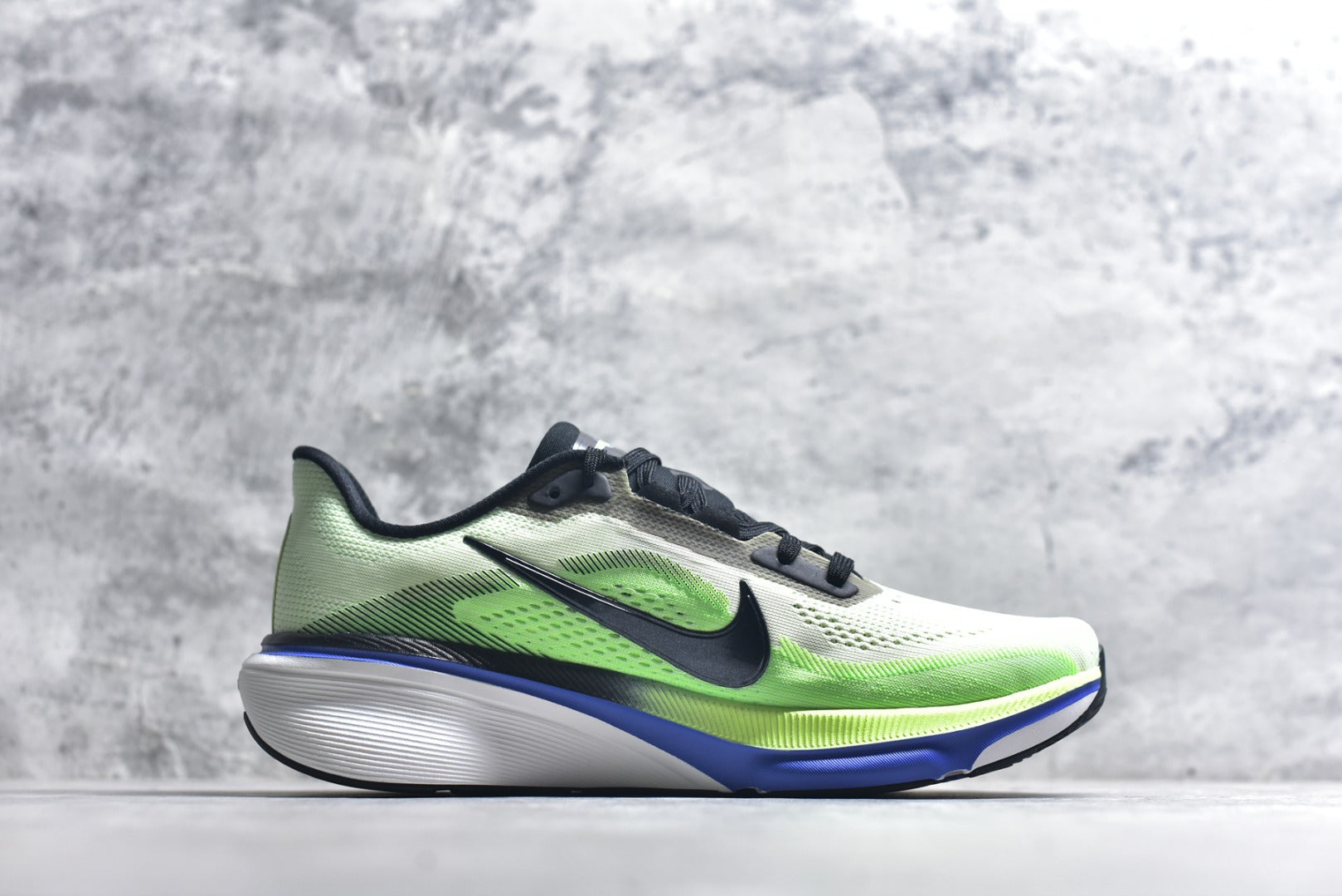 Nike Pegasus 42 Low-Top Running & Training Shoes | EU 36-45