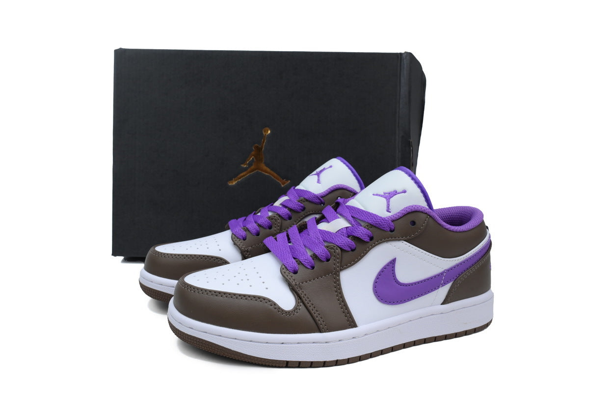 Nike Air Jordan 1 Retro Low Low-Top Sneakers
