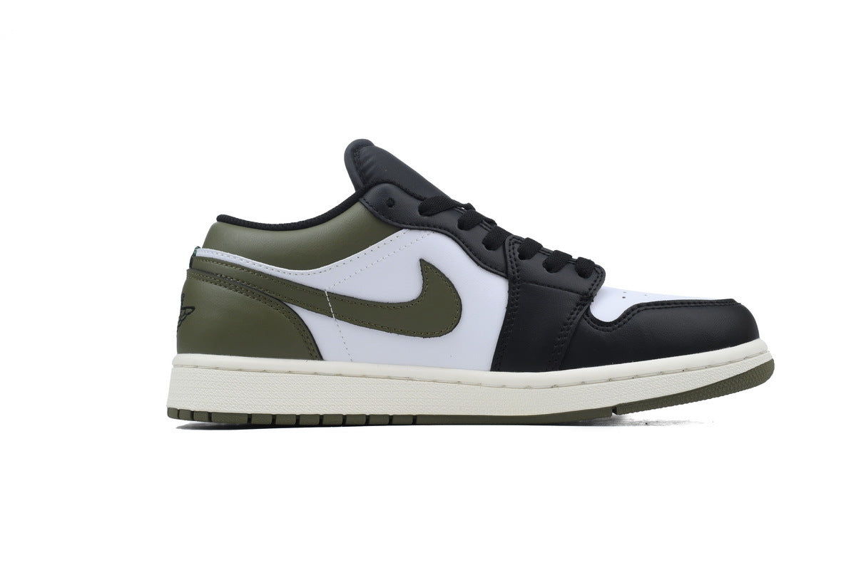 Nike Air Jordan 1 Retro Low Low-Top Sneakers