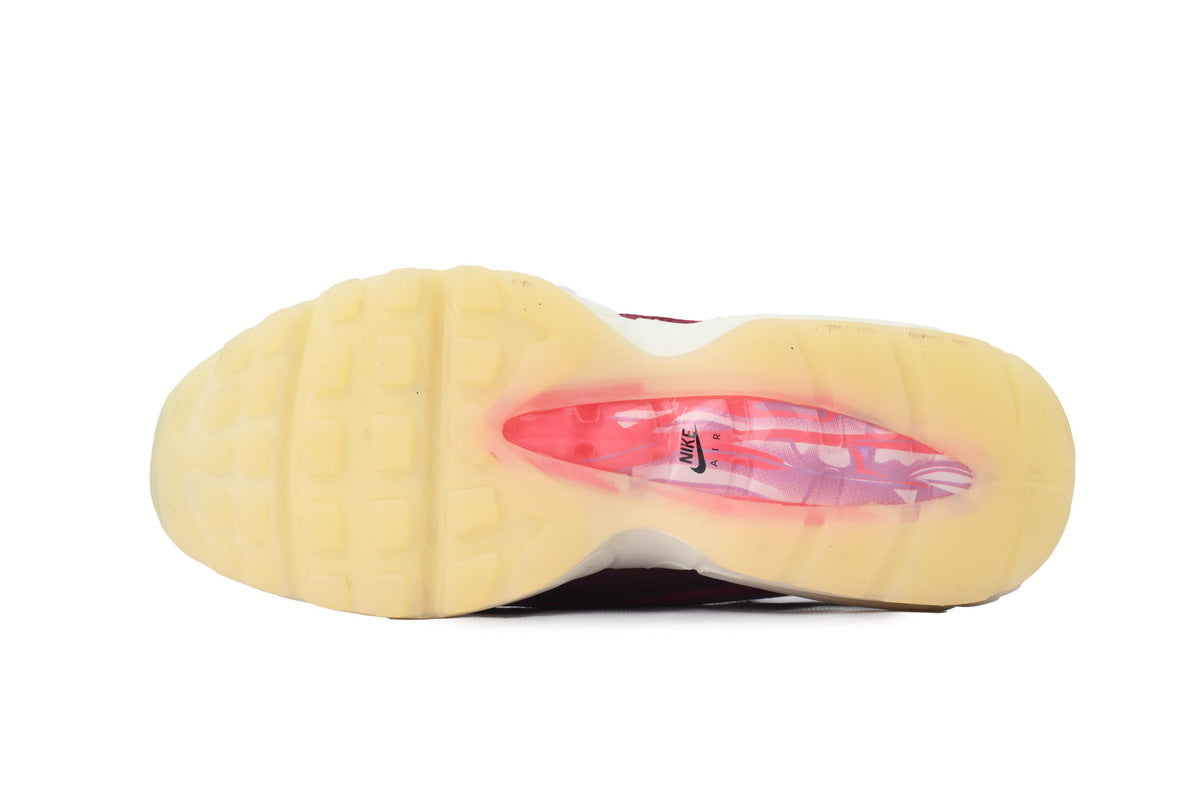 Nike Air Max 95 – Classic Sneakers
