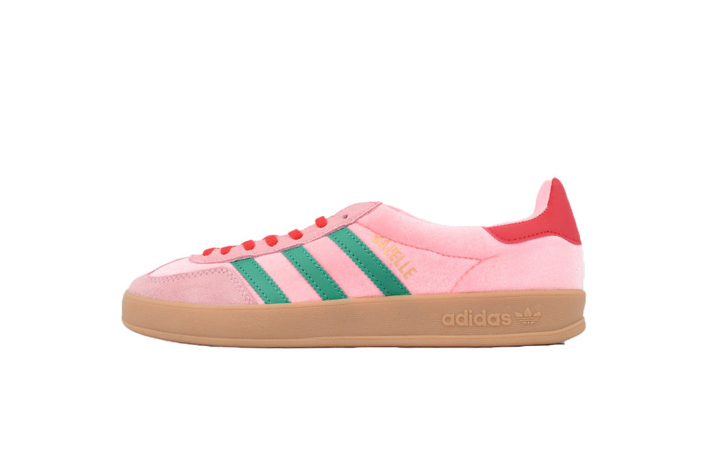 Adidas Samba OG – Retro German-Inspired Sneakers