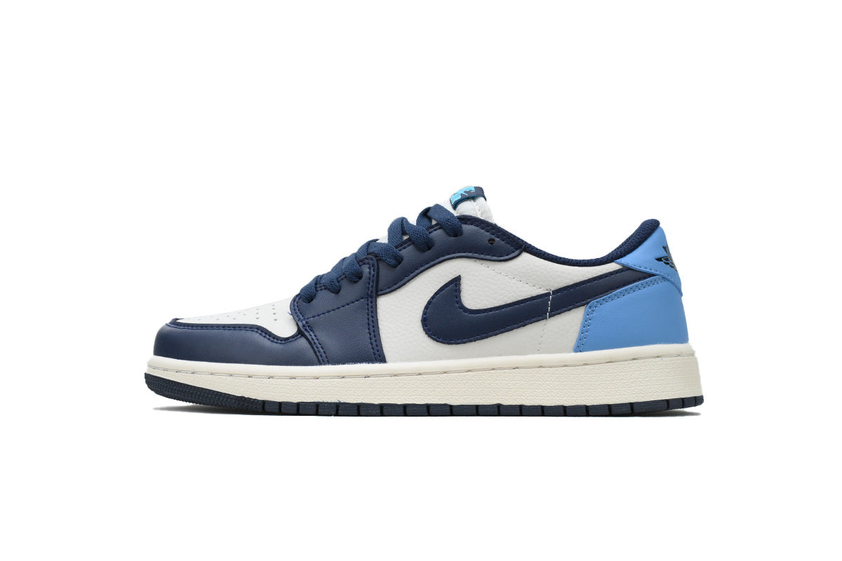 Nike Air Jordan 1 Retro Low Low-Top Sneakers