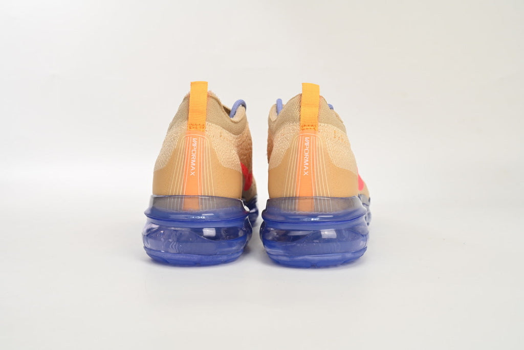 Nike Air VaporMax – Lightweight Running Sneakers