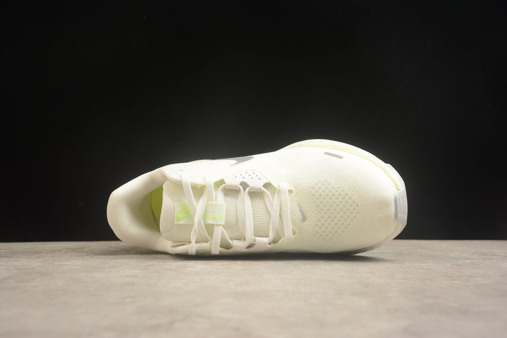 Nike Air Zoom Structure 26 Running Shoes | Supportive & Stable | EU 36-45