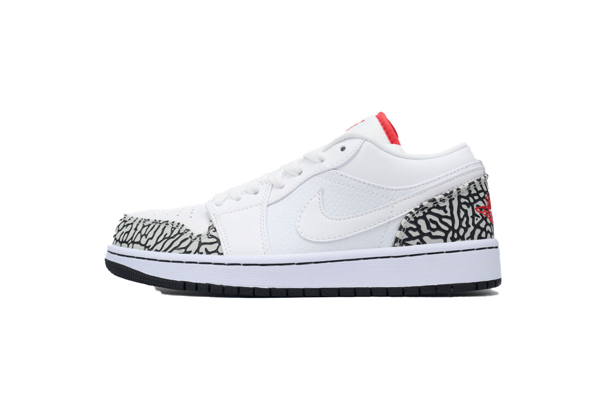 Nike Air Jordan 1 Retro Low Low-Top Sneakers