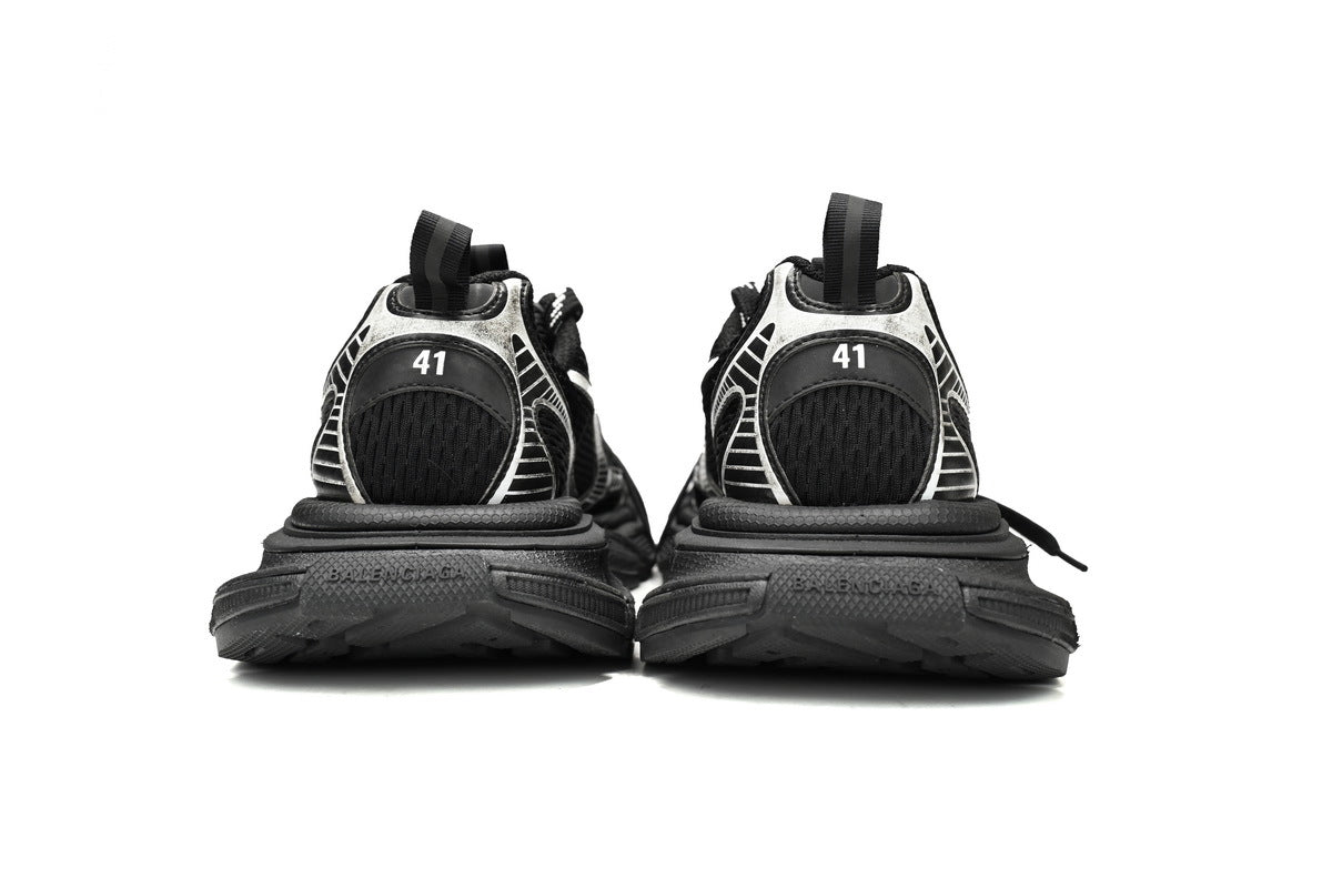Balenciaga 3XL Sneaker – Low-Top Chunky Sole