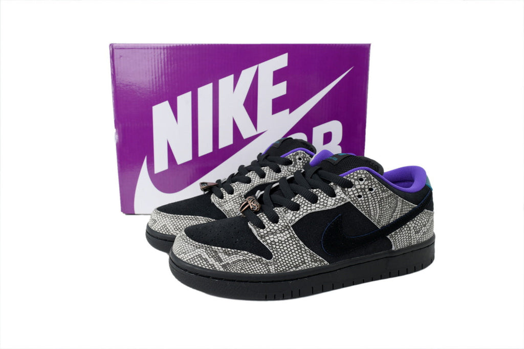 Nike SB Dunk Low – Classic Streetwear Sneakers (EU 36–45)