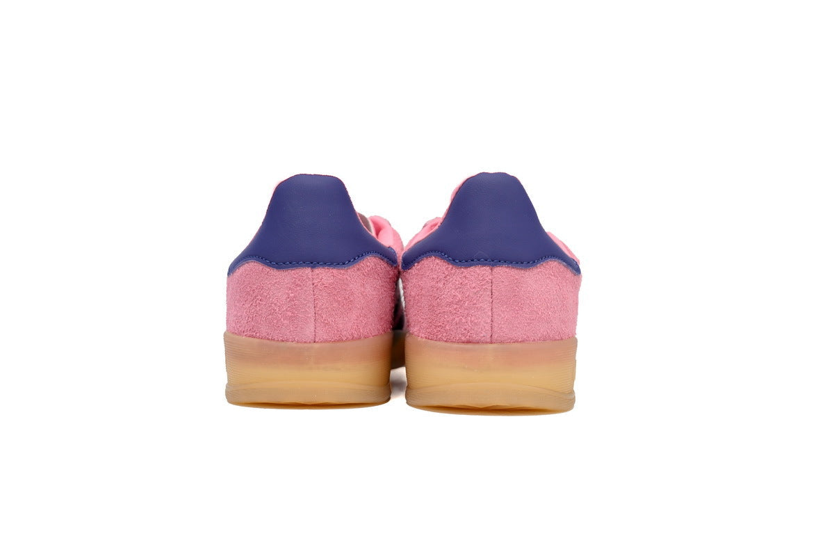 Adidas Samba OG – Retro German-Inspired Sneakers