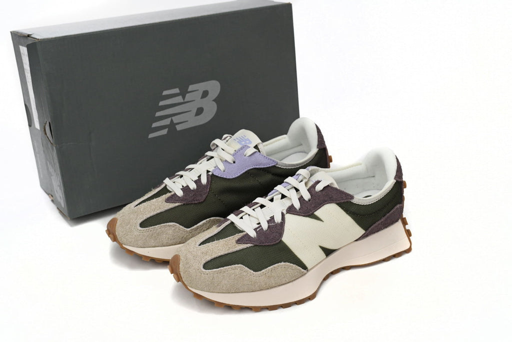 New Balance 327 Sneakers