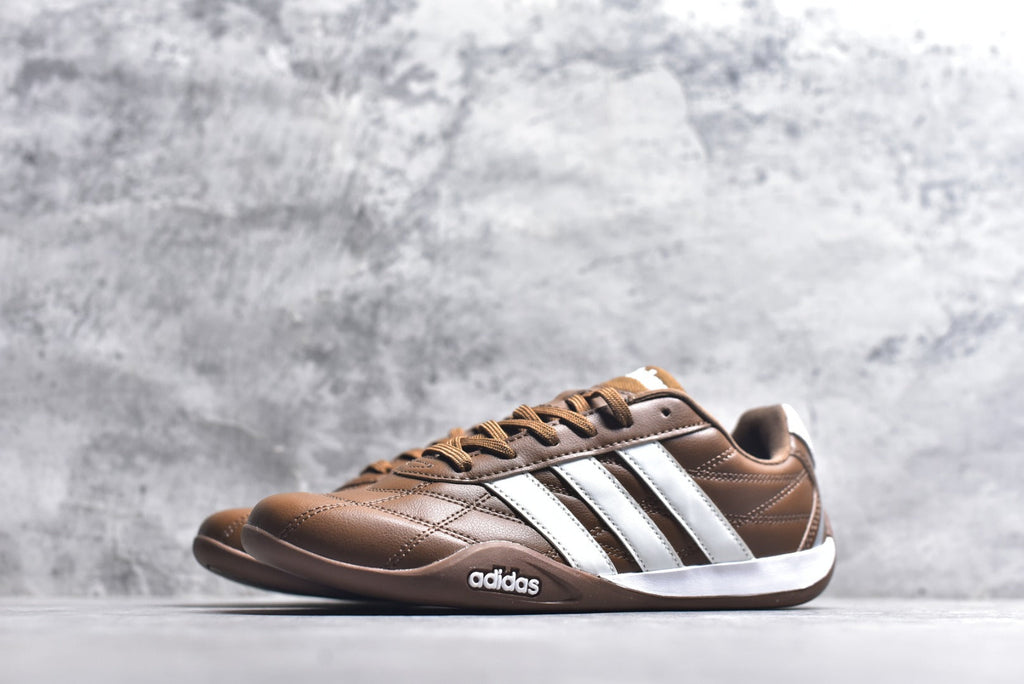 Adidas Adipista Trainers | Non-Slip & Durable Casual Shoes | EU 36-45