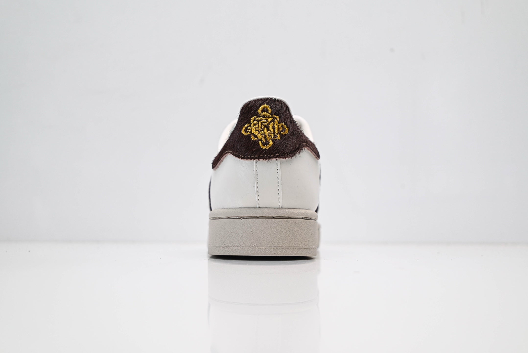 adidas Originals Superstar – Off-White & Brown Horsehair Upper with Red Laces & White Shell Toe
