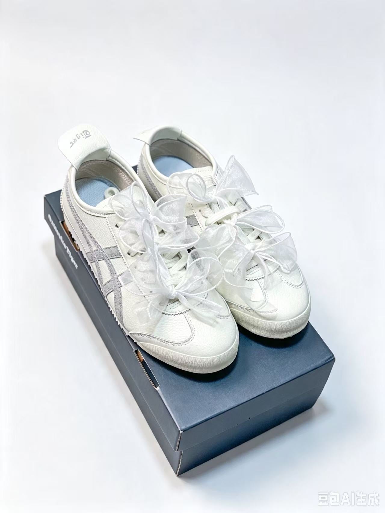 Onitsuka Tiger Mexico 66 Sneakers – Beige | EU 36–45