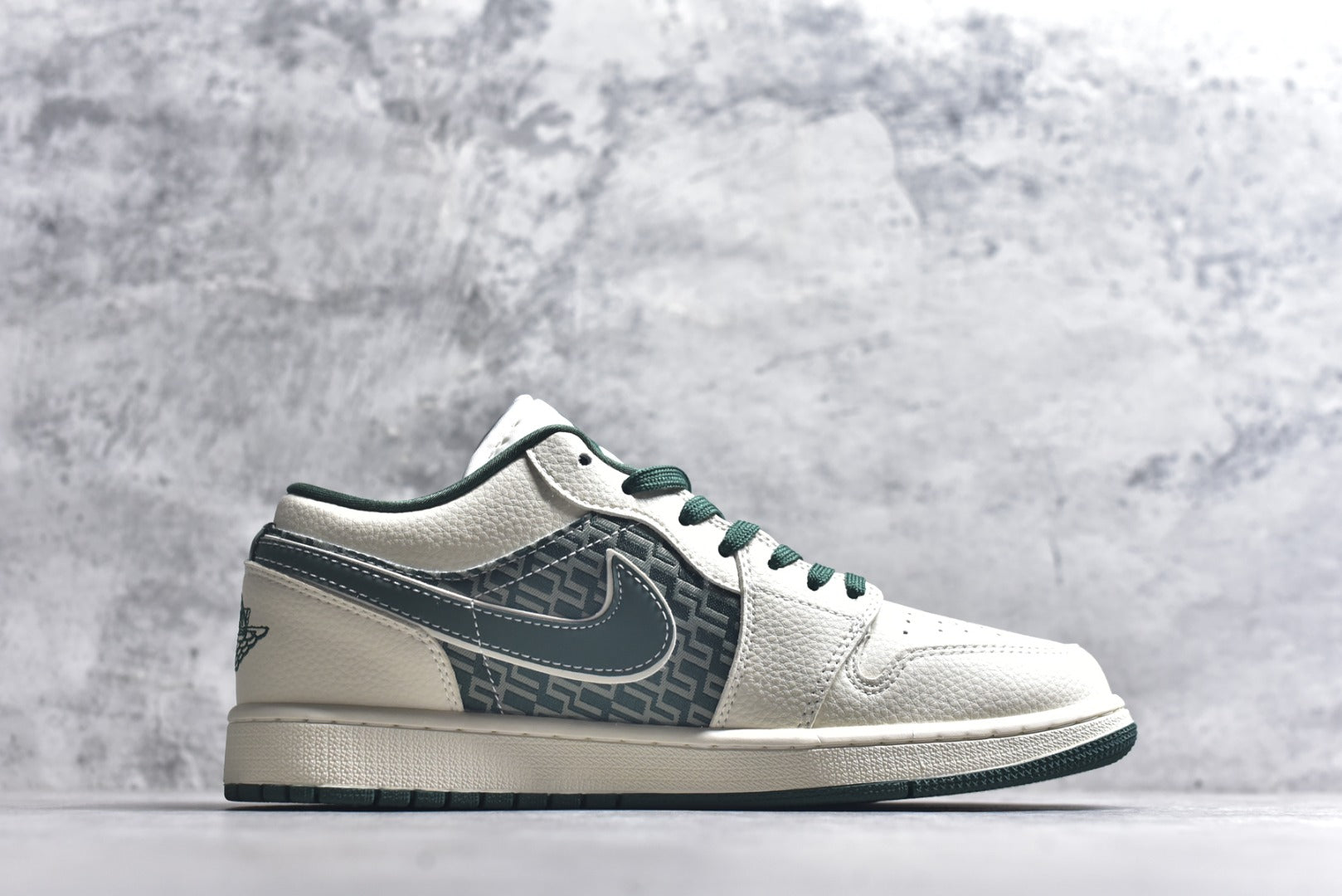 Air Jordan 1 Low AJ1 Sneakers | Men's & Women's