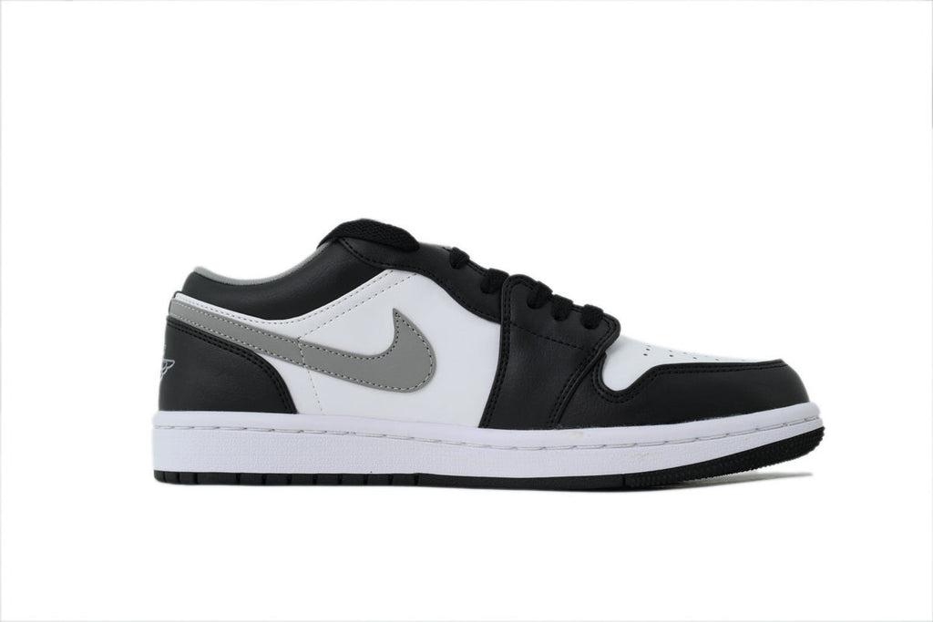 Nike Air Jordan 1 Retro Low Low-Top Sneakers