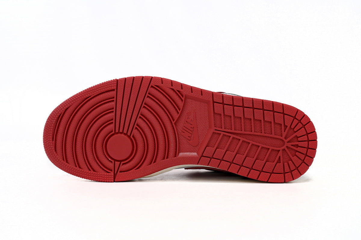 Nike Air Jordan 1 Retro Low Low-Top Sneakers