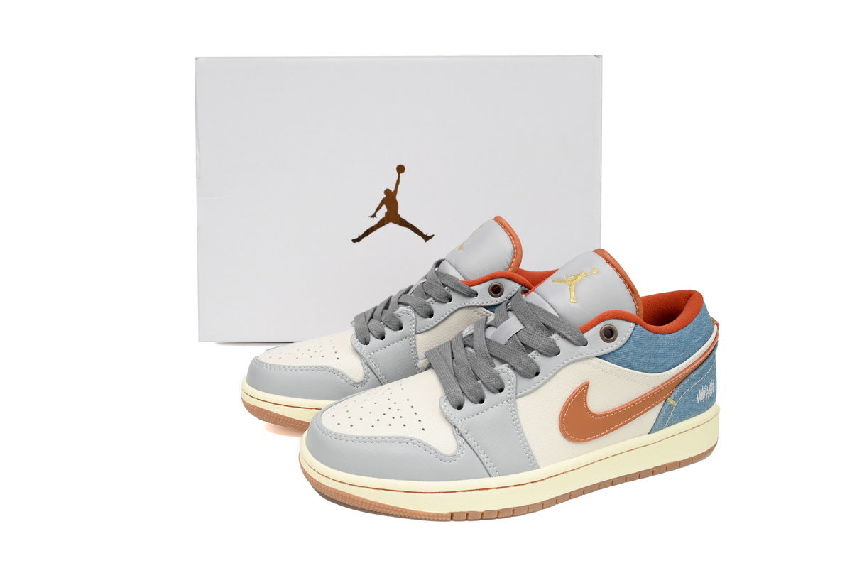 Nike Air Jordan 1 Retro Low Low-Top Sneakers