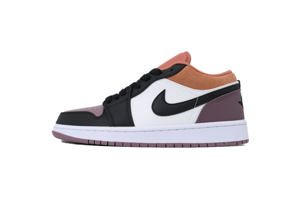 Nike Air Jordan 1 Retro Low Low-Top Sneakers