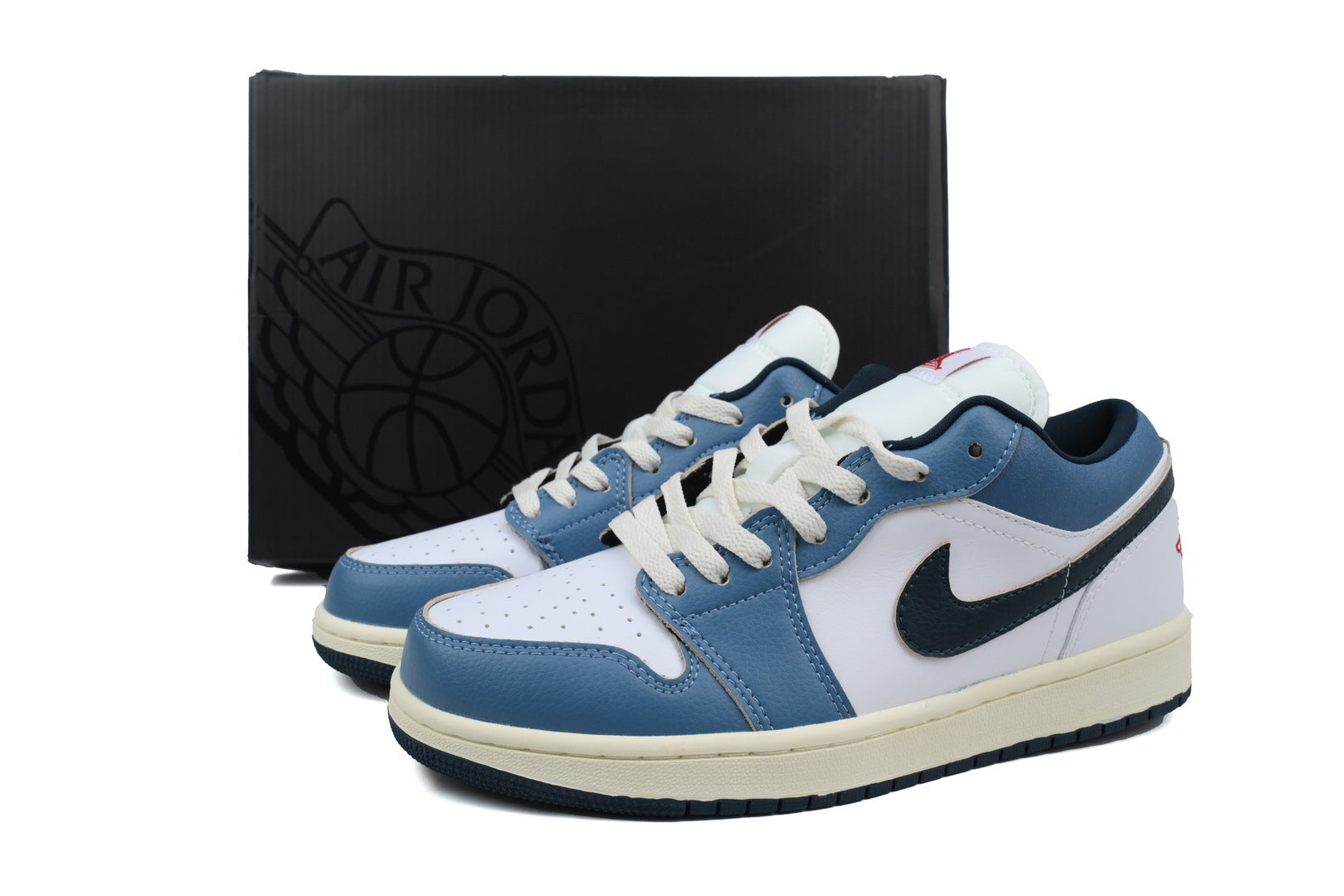 Nike Air Jordan 1 Retro Low Low-Top Sneakers