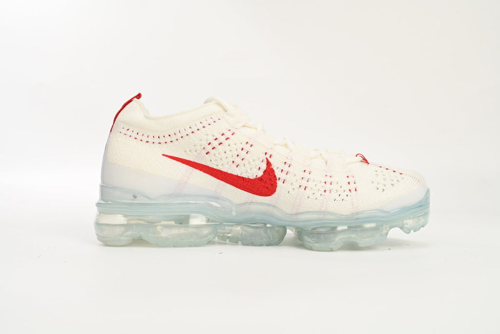 Nike Air VaporMax – Lightweight Running Sneakers