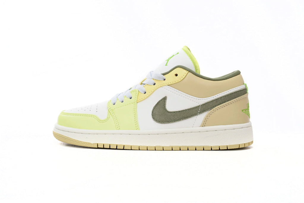 Nike Air Jordan 1 Retro Low Low-Top Sneakers