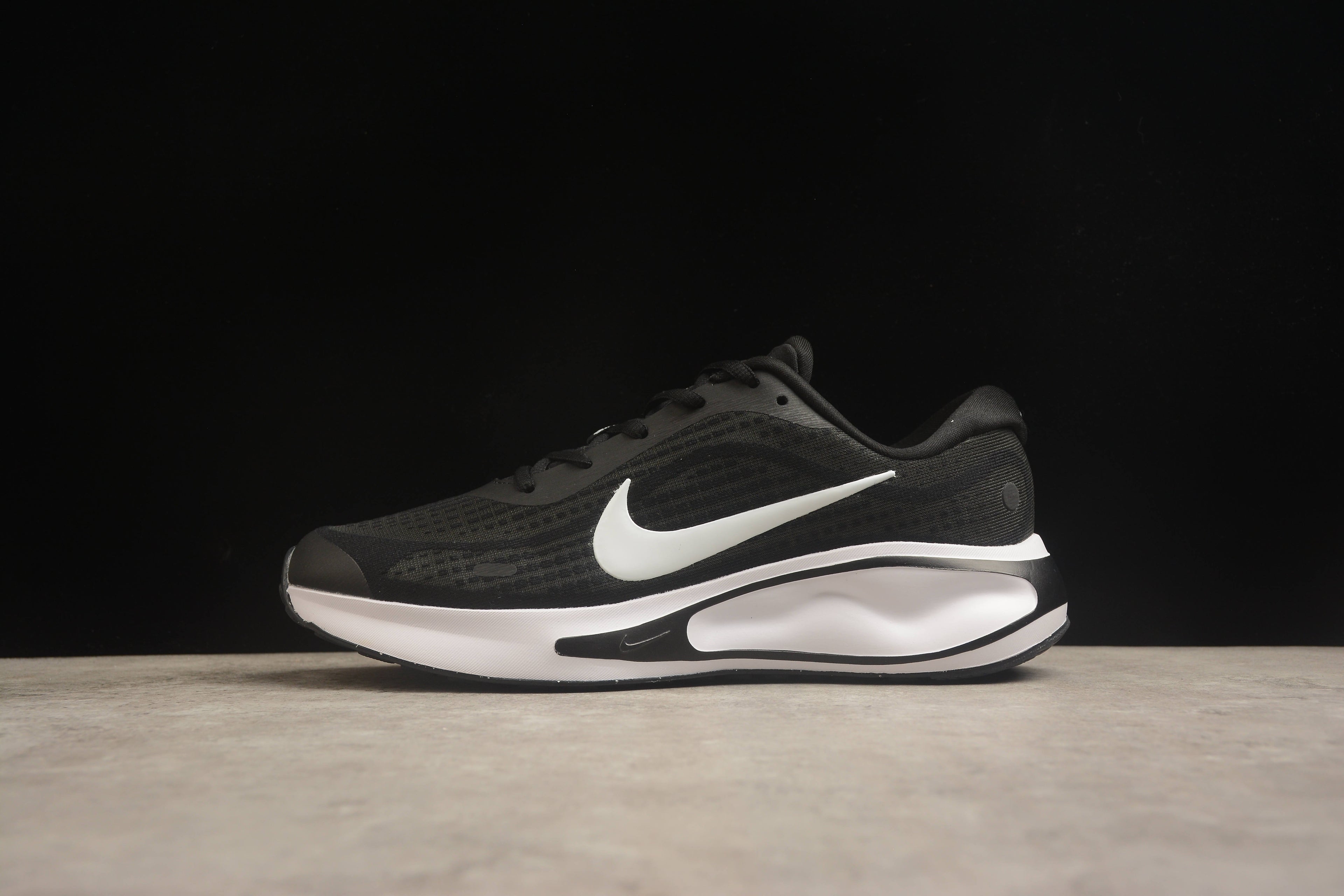 Nike Journey Run Running Shoes | Lightweight & Comfortable | EU 36-45