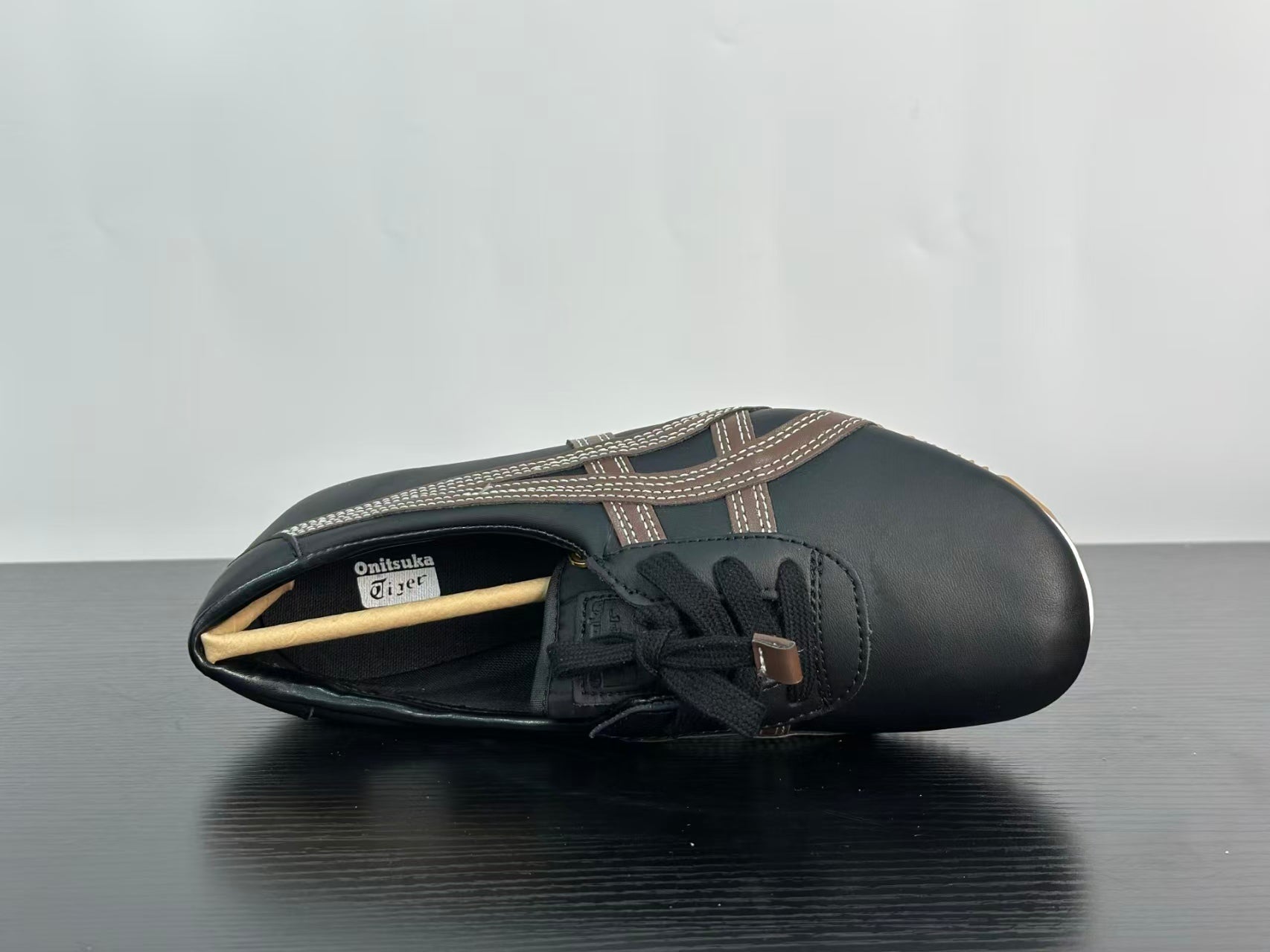 VERSACE × Onitsuka Tiger "Tai-Chi Sakura" Low-Top Sneakers | Black & Gold | Leather & Suede | EU 36–41.5