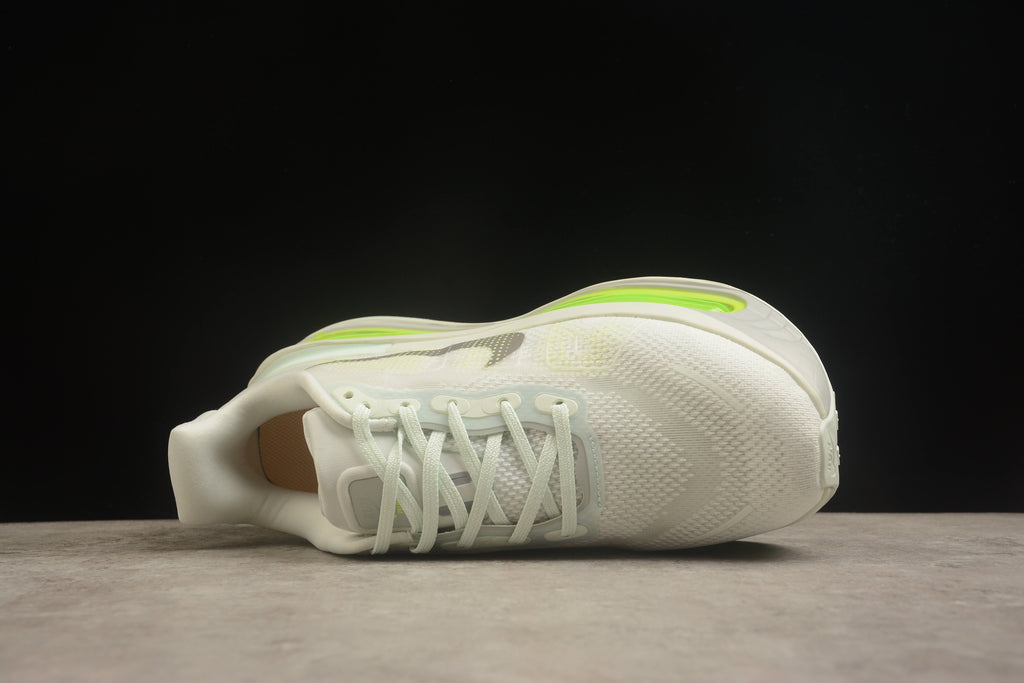 Nike Vomero 18 Running Shoes | Premium Cushioning | EU 36-45