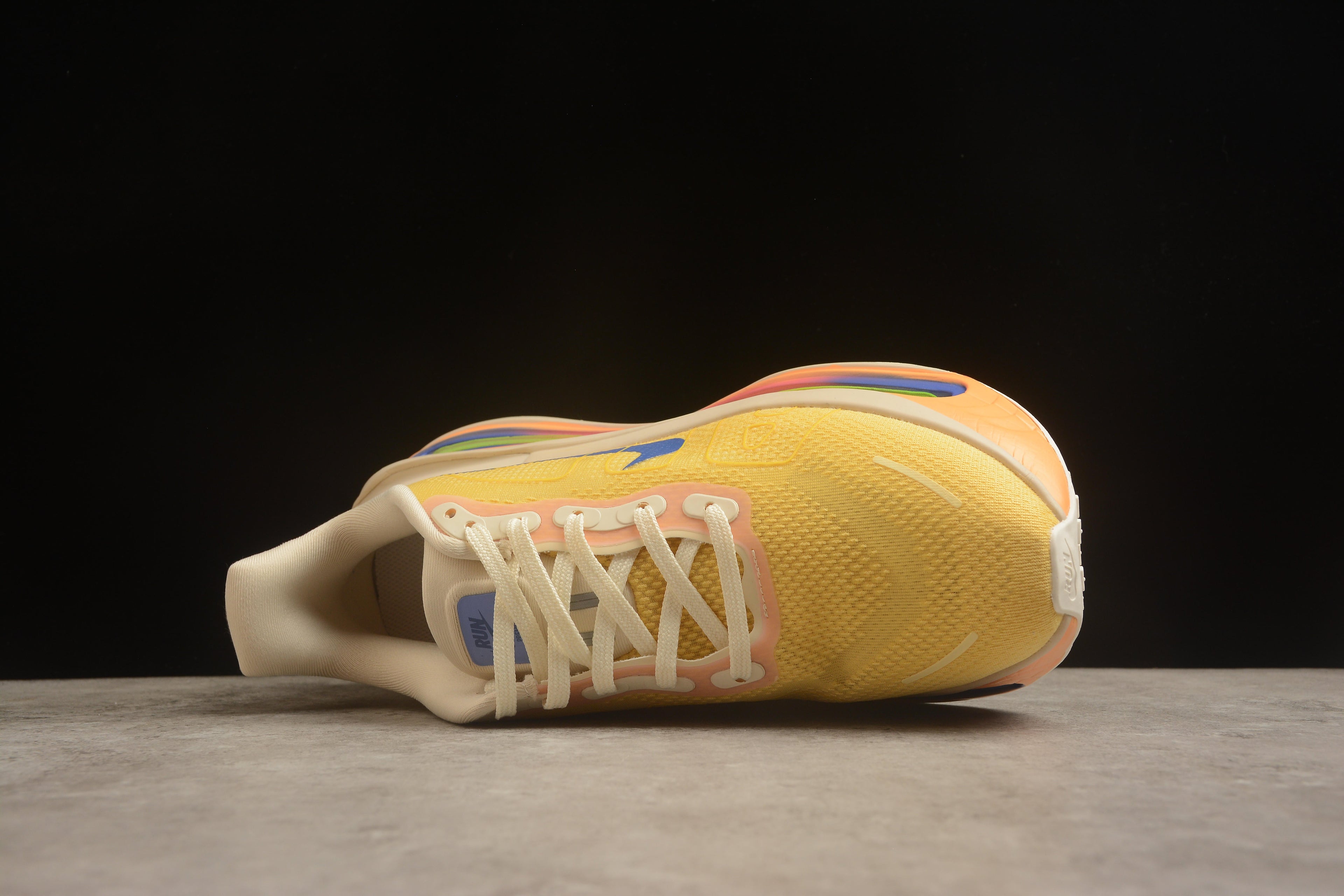 Nike Vomero 18 Running Shoes | Premium Cushioning | EU 36-45