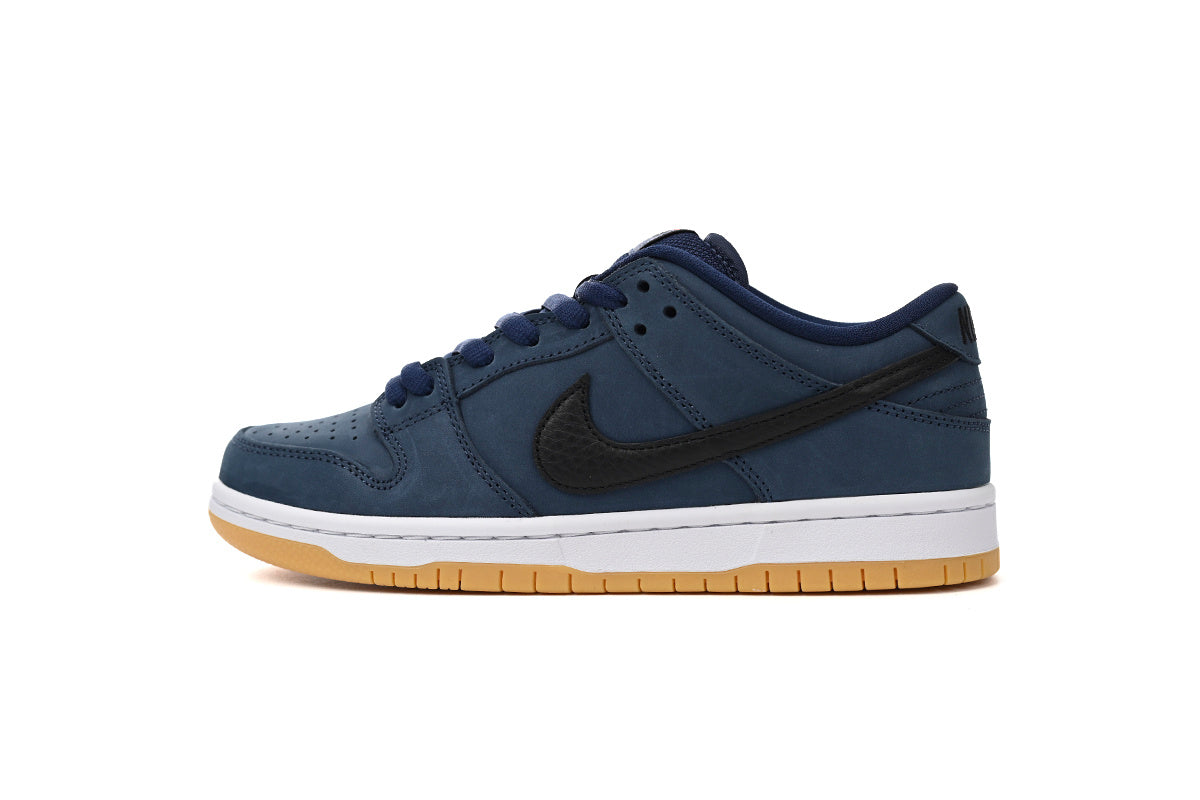 Nike SB Dunk Low – Classic Streetwear Sneakers (EU 36–45)