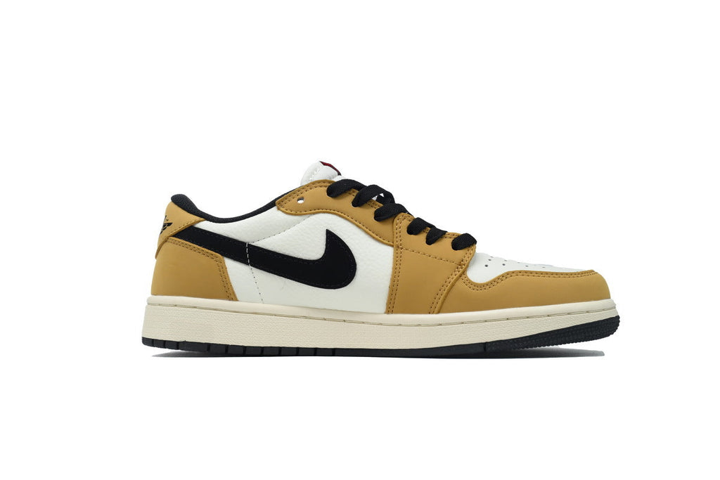 Nike Air Jordan 1 Retro Low Low-Top Sneakers