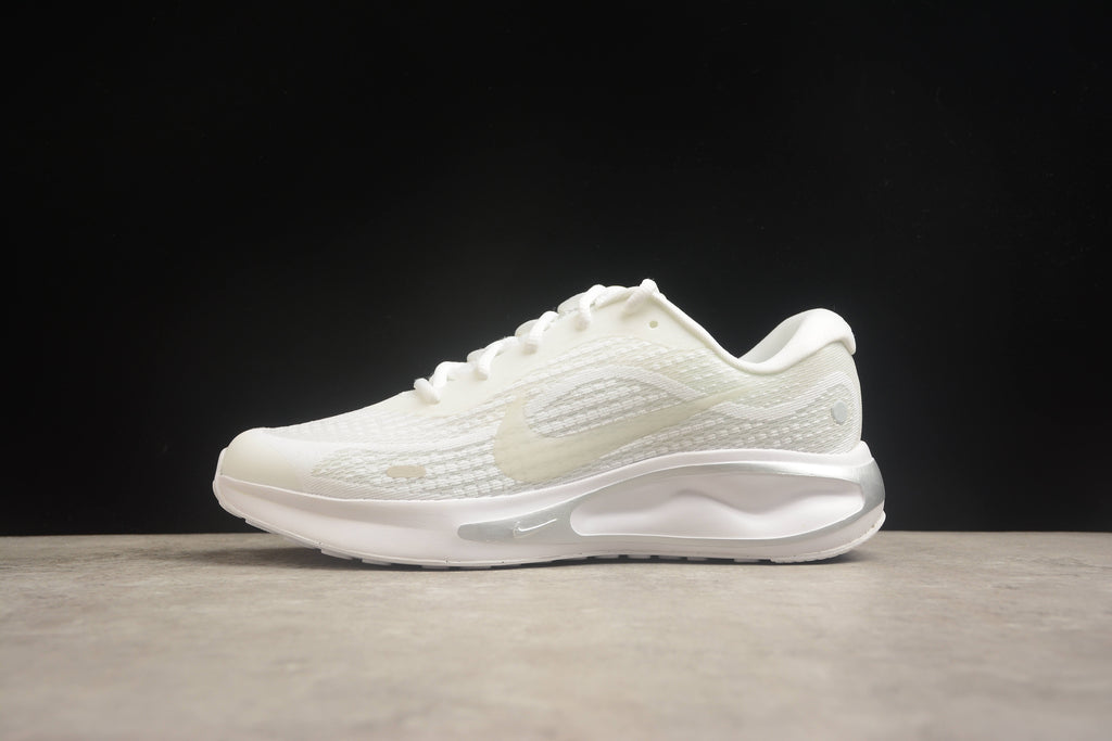 Nike Journey Run Running Shoes | Lightweight & Comfortable | EU 36-45