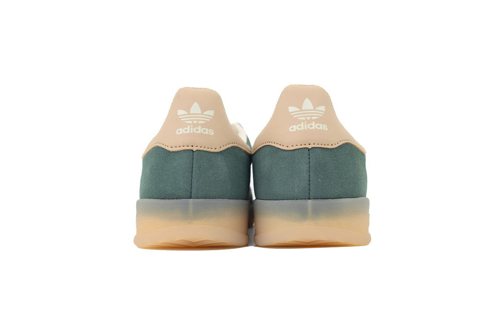 Adidas Samba OG – Retro German-Inspired Sneakers
