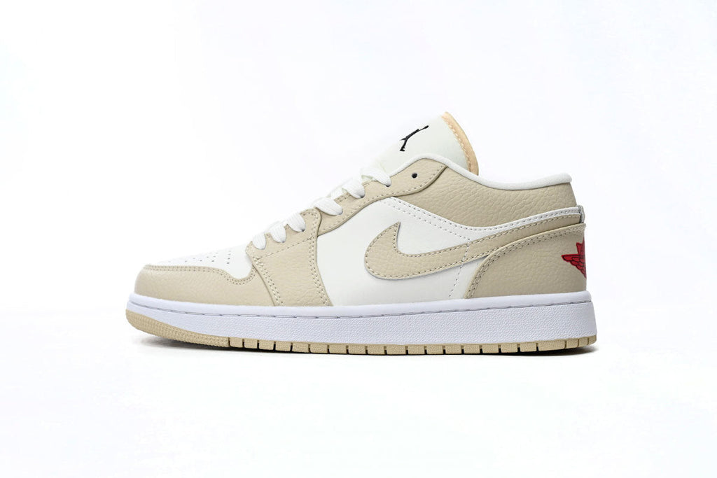 Nike Air Jordan 1 Retro Low Low-Top Sneakers
