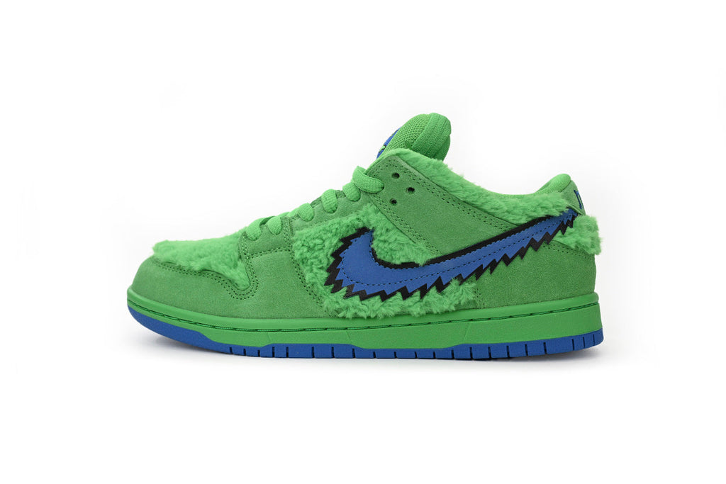 Nike SB Dunk Low – Classic Streetwear Sneakers (EU 36–45)