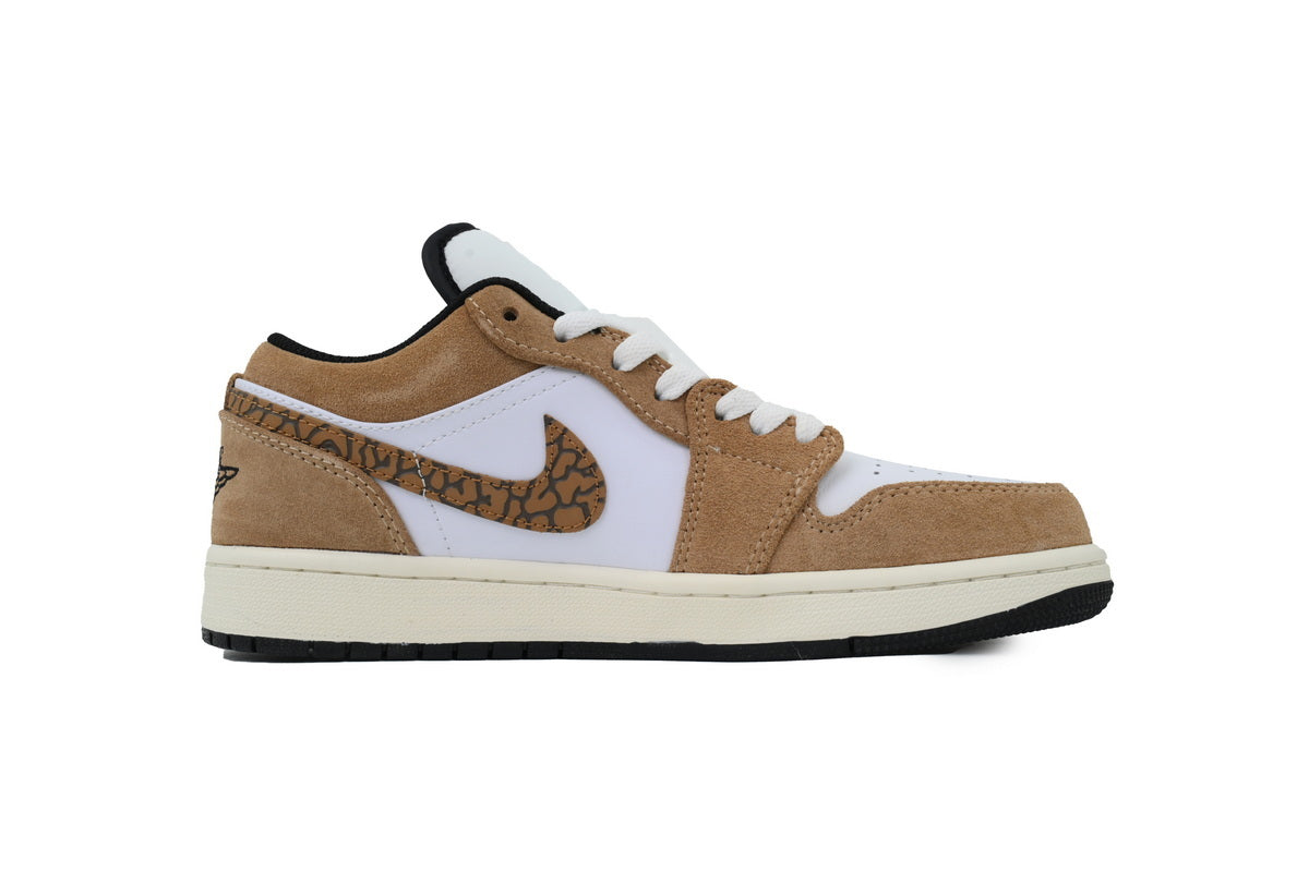 Nike Air Jordan 1 Retro Low Low-Top Sneakers