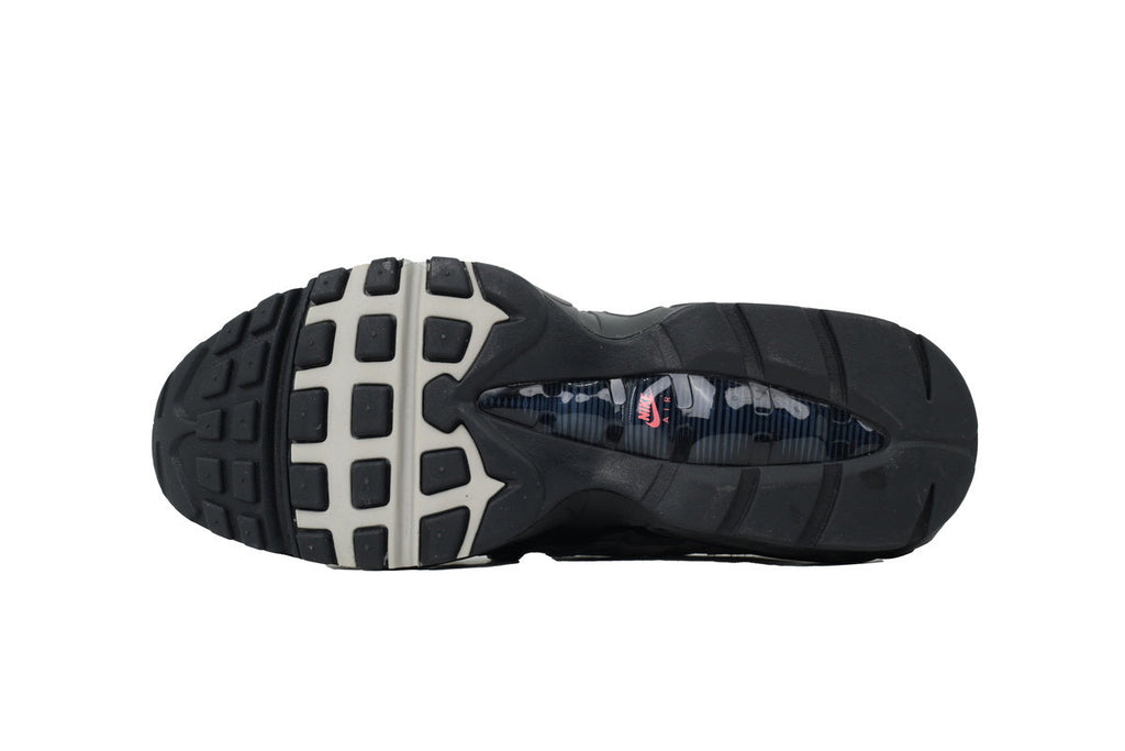 Nike Air Max 95 – Classic Sneakers