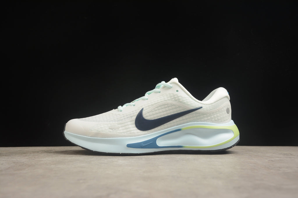 Nike Journey Run Running Shoes | Lightweight & Comfortable | EU 36-45