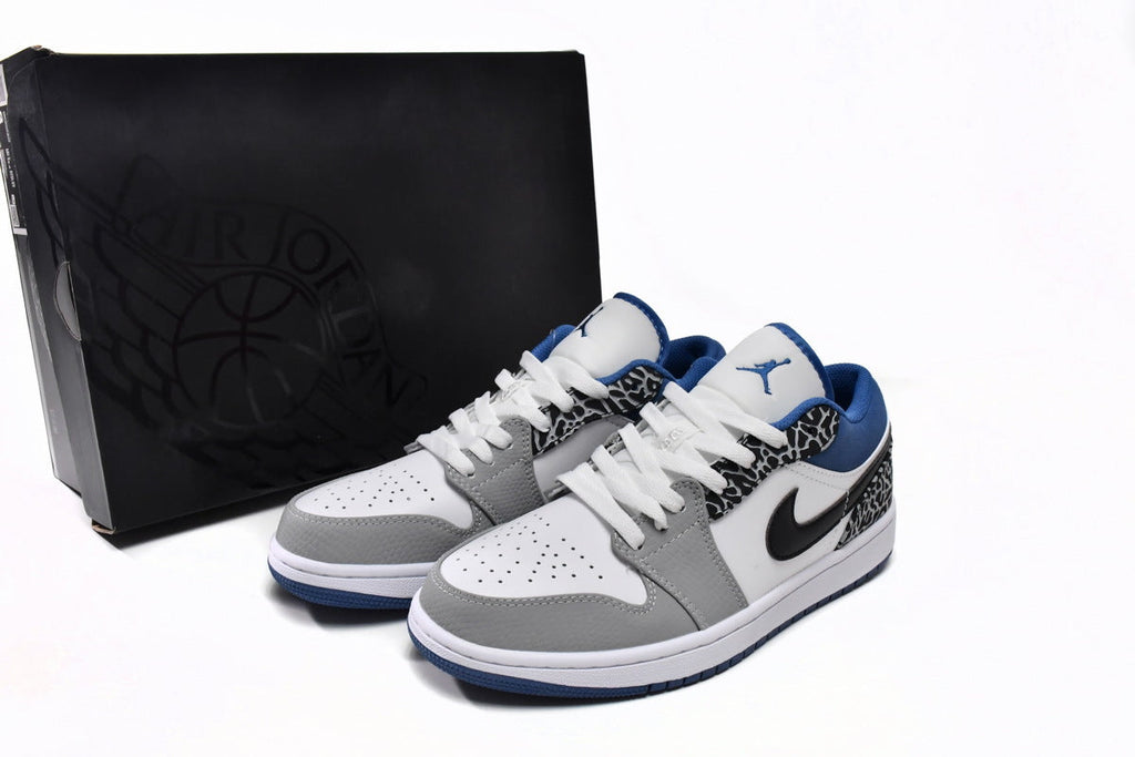Nike Air Jordan 1 Retro Low Low-Top Sneakers