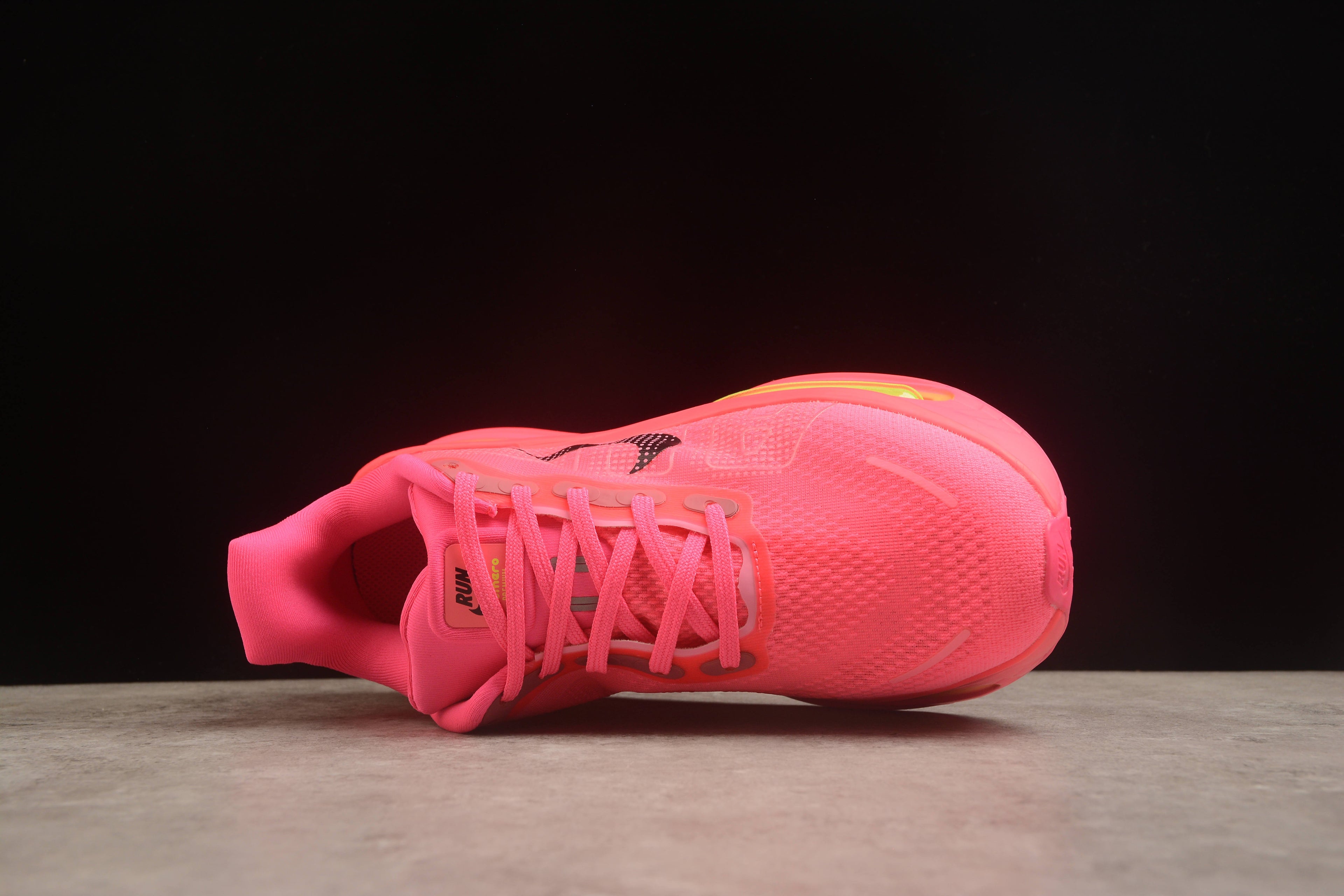Nike Vomero 18 Running Shoes | Premium Cushioning | EU 36-45