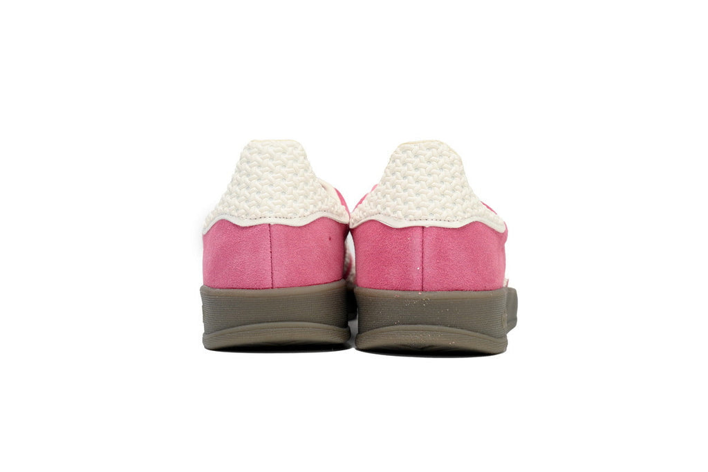 Adidas Samba OG – Retro German-Inspired Sneakers