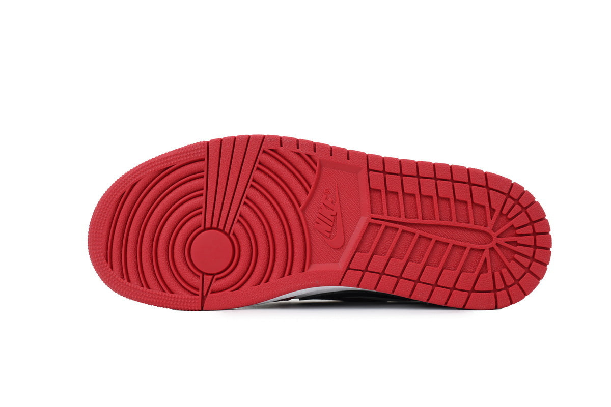 Nike Air Jordan 1 Retro Low Low-Top Sneakers