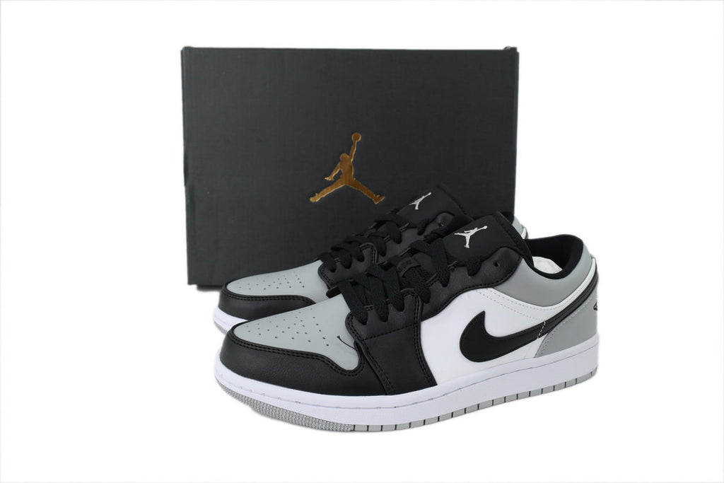 Nike Air Jordan 1 Retro Low Low-Top Sneakers