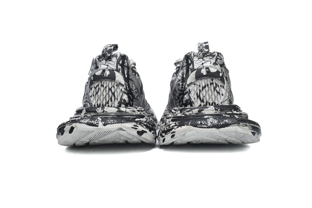 Balenciaga 3XL Sneaker – Low-Top Chunky Sole