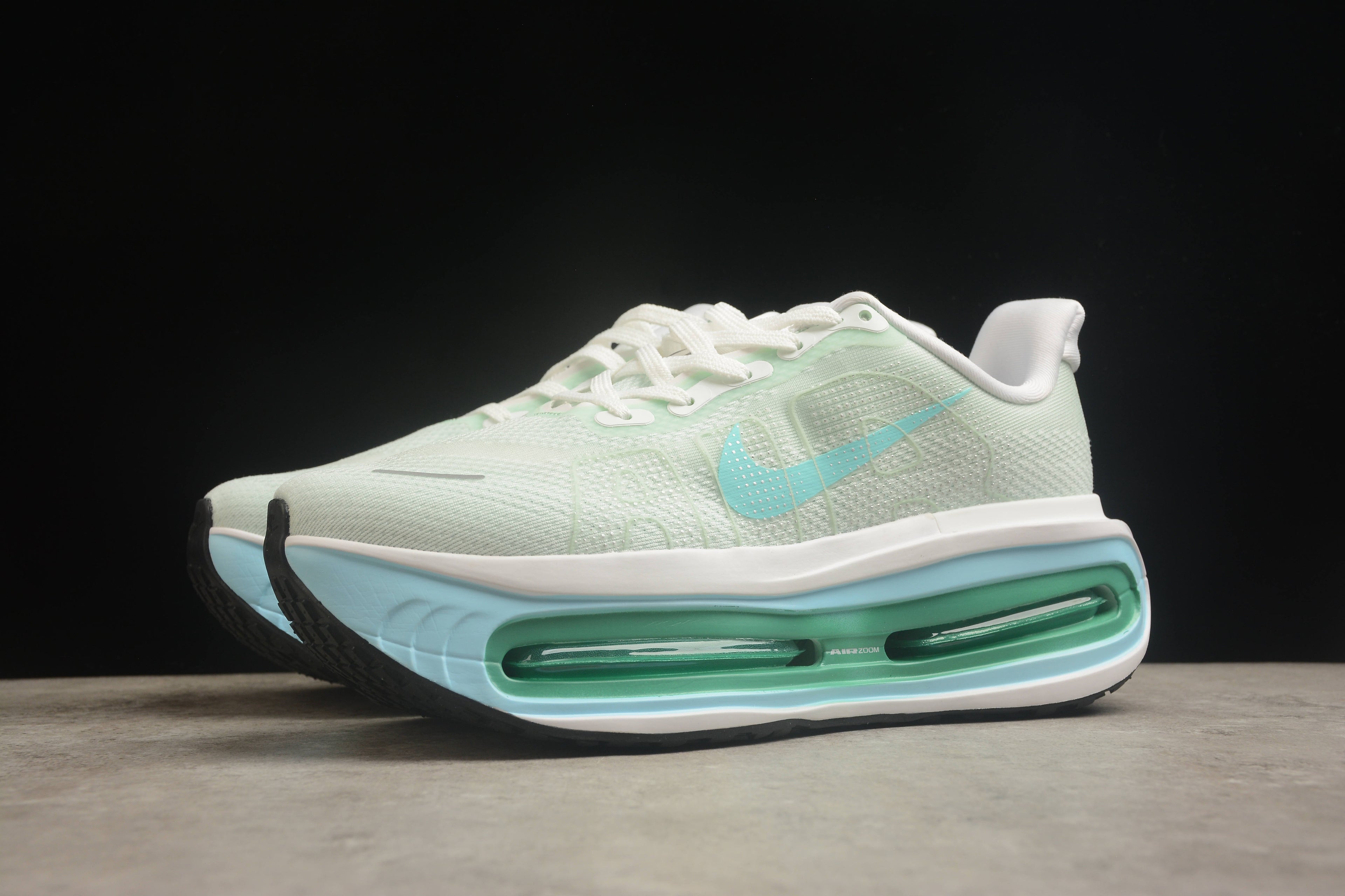 Nike Vomero 18 Running Shoes | Premium Cushioning | EU 36-45