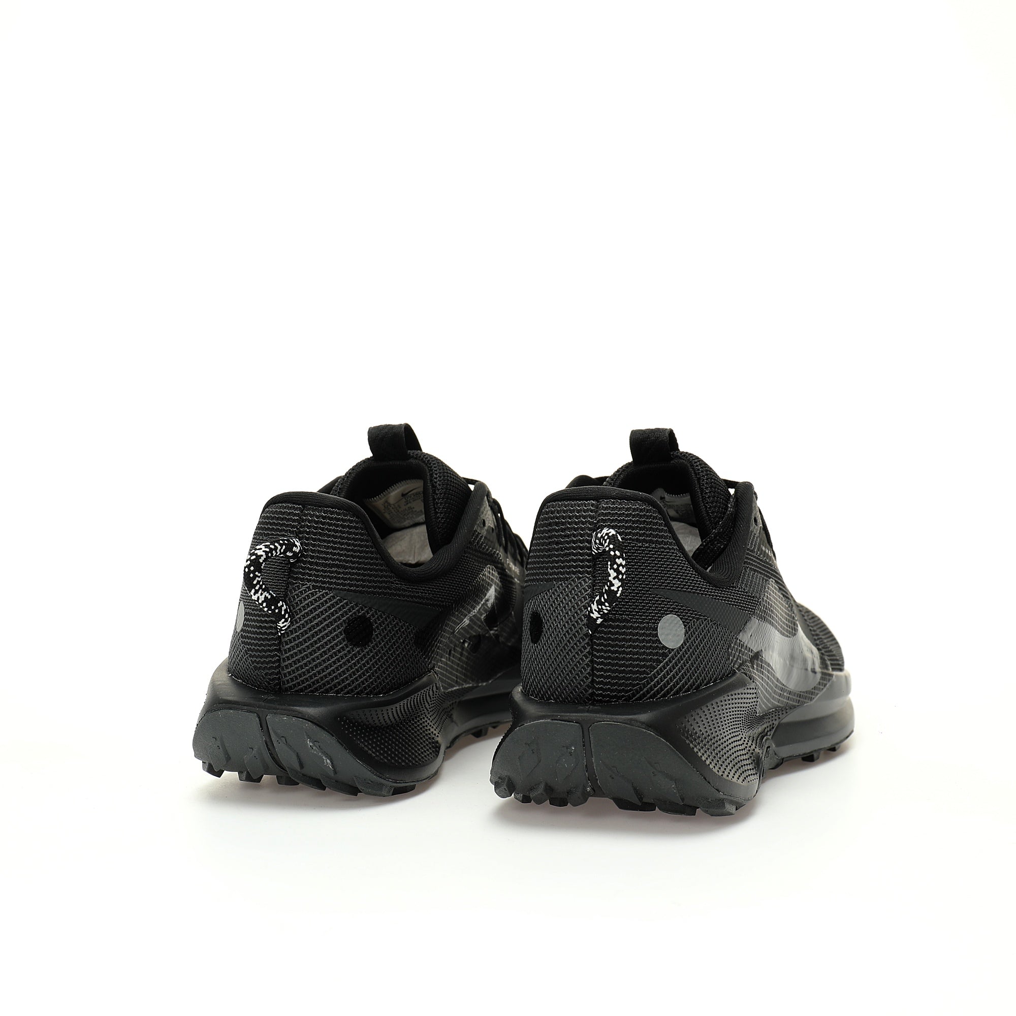 Nike Pegasus Trail – All-Black Mesh Trail Running Sneakers