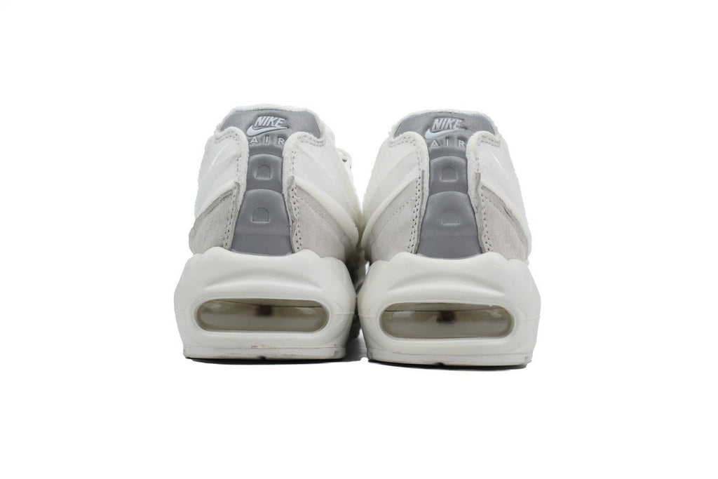 Nike Air Max 95 – Classic Sneakers