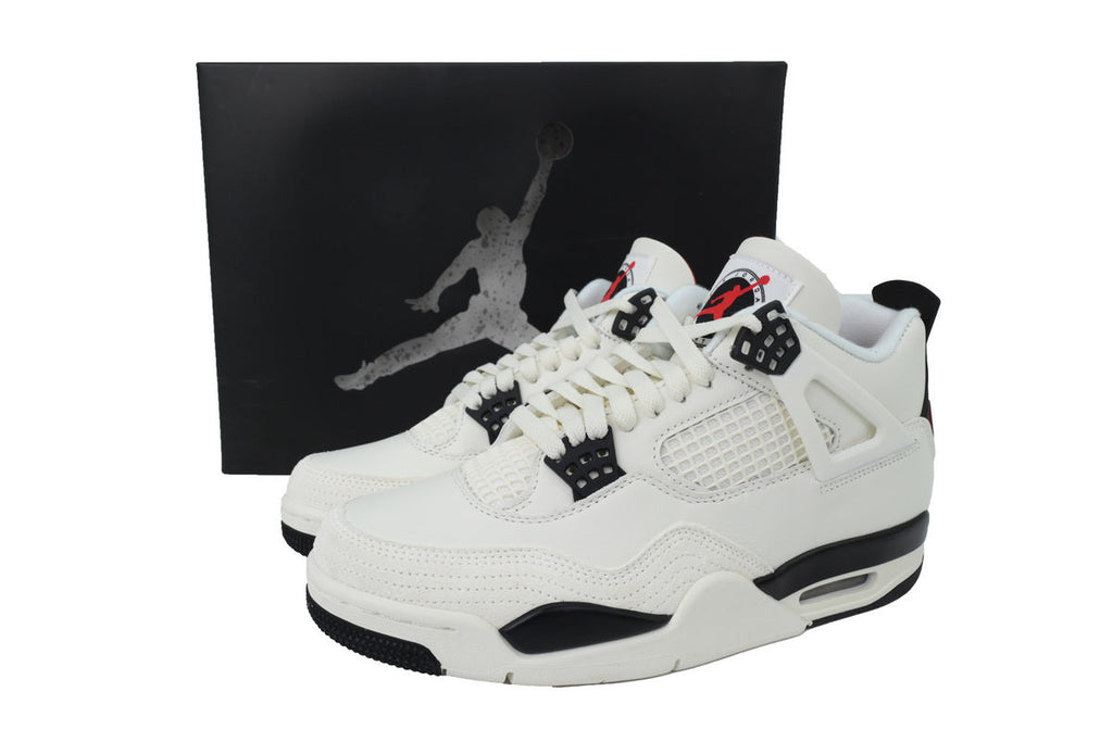 Nike Air Jordan 4 – Retro Basketball Sneakers